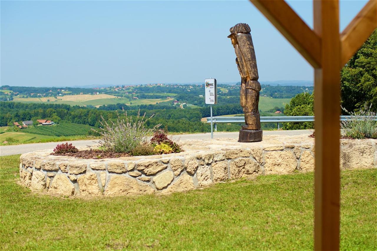 Tourist Farm Apartments Lovrec Jirsovci エクステリア 写真